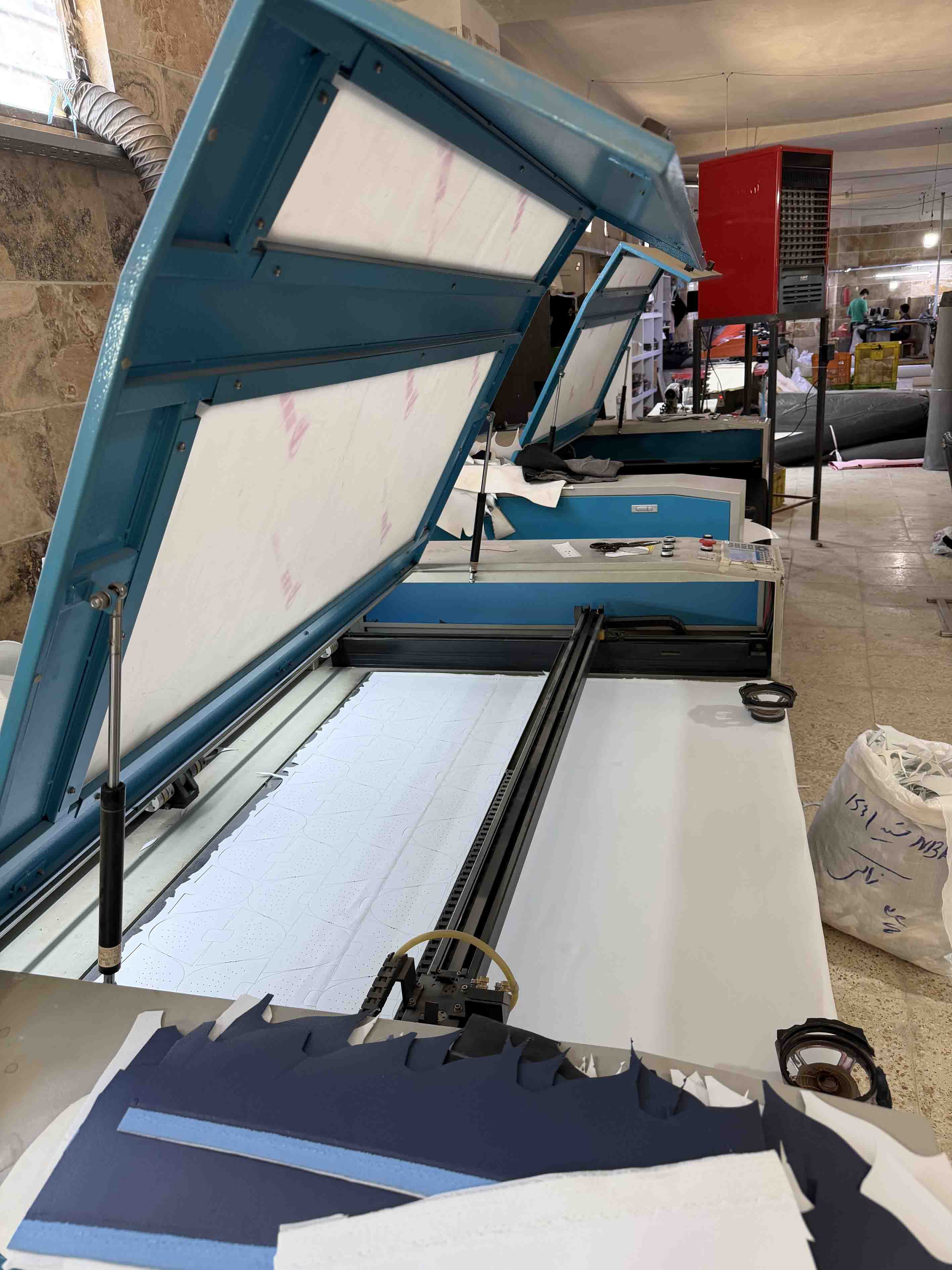 Laser cutting